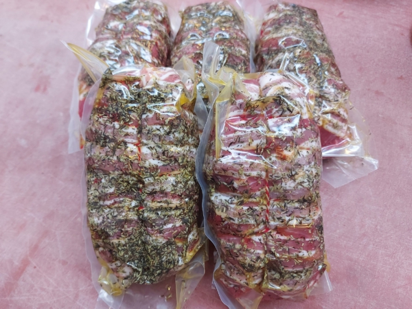 Biefstukrollade met spek, ca. 1000 gram