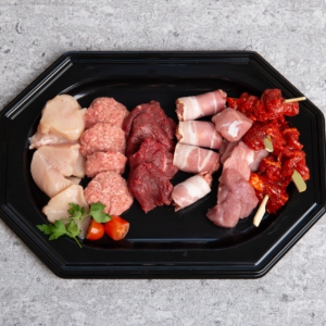 Gourmetschotel voor 1 persoon, ca. 300 gram: varkenshaas, kogelbiefstuk, kipfilet, mini-slavink, hamburger en gemarineerd Hollands biefstukspiesje.